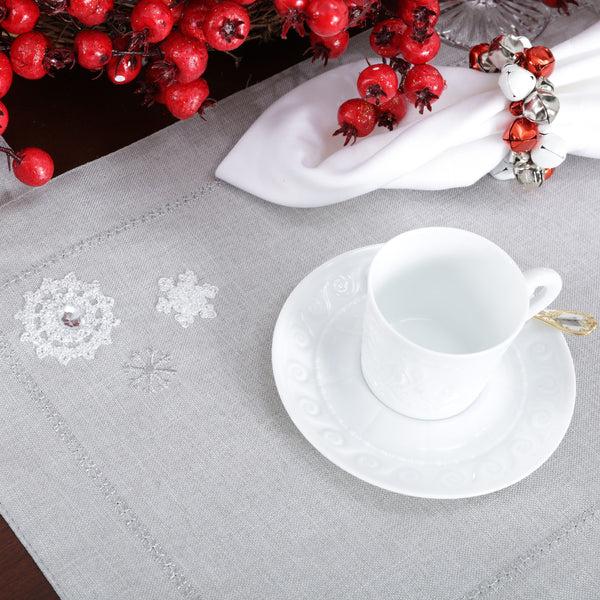 Pillow Perfect Indoor Christmas Snowflakes Grey Placemat (Set Of 2)