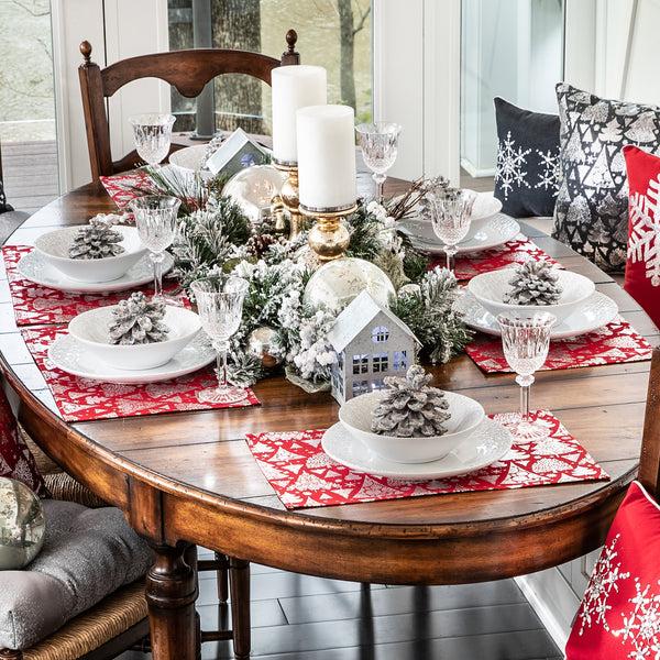 Pillow Perfect Indoor Metallic Christmas Trees Red Placemat (Set Of 2)