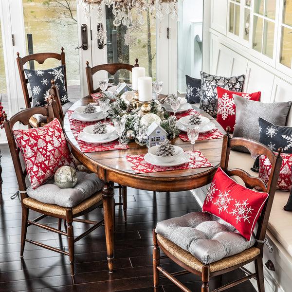 Pillow Perfect Indoor Metallic Christmas Trees Red Placemat (Set Of 2)