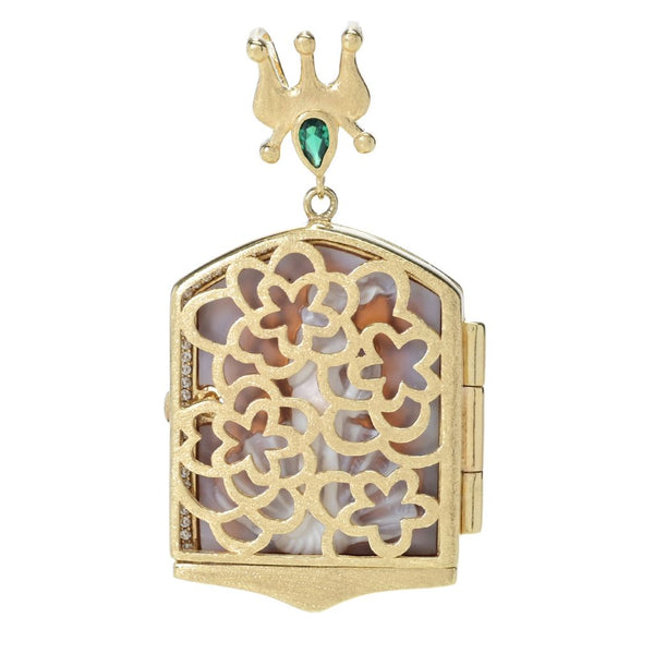 pin up girl Cameo Italiano "Carousel" Venus Shell Cameo & Filigree Locket Pendant