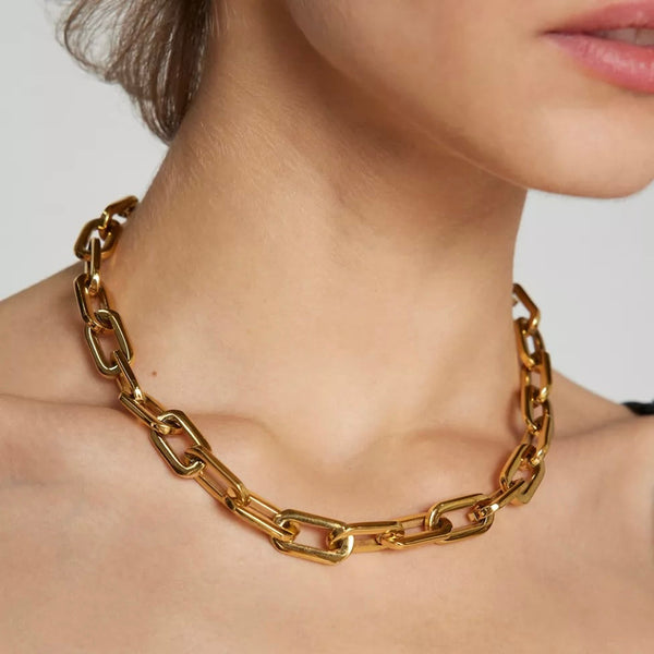 pin up girl Gage Oversized Link Necklace | Gold and Silver
