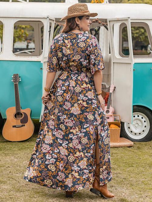 Pin Up Girl Janis Floral V-Neck Short Sleeve Slit Plus Size Dress | 2 Colors | Poundton