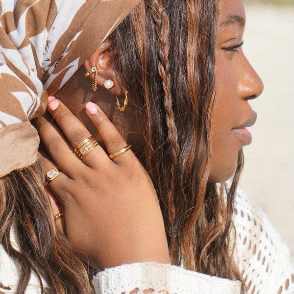 Pin Up Girl Billy Chain Ear Cuff