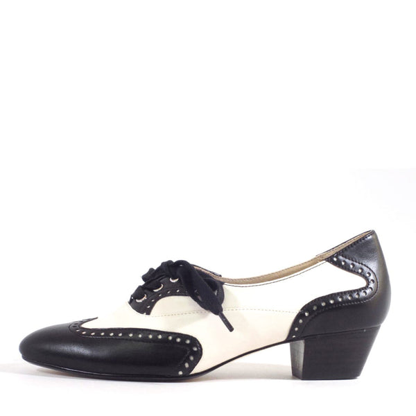 pin up girl Demi Vintage Saddle Shoes