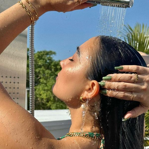 Pin Up Girl Demna Shell Bracelet