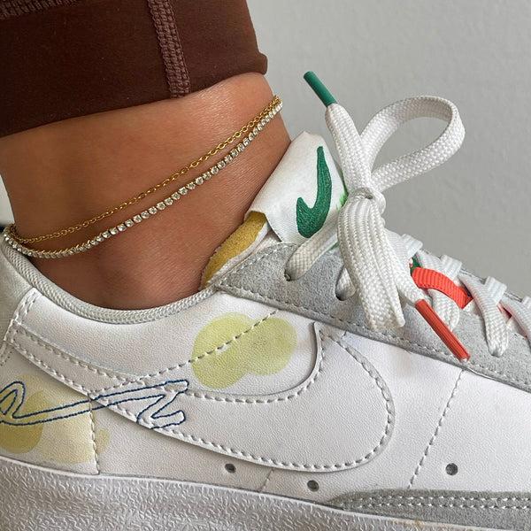 pin up girl Elyse Double Chain Tennis Anklet