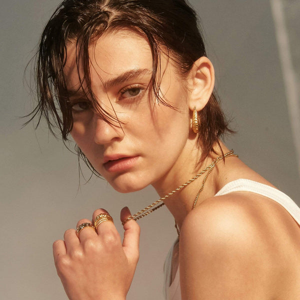 pin up girl Joelle Rope Chain Necklace