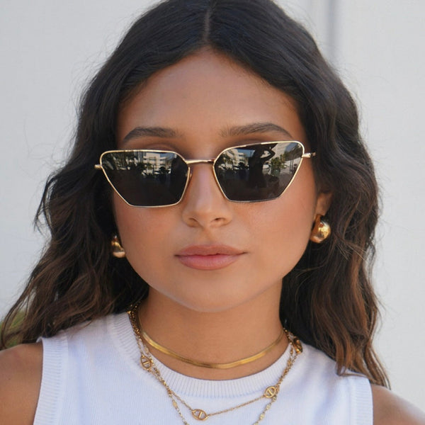 Pin Up Girl Kane Dome Earring | Gold And Silver