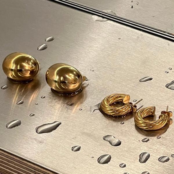 Pin Up Girl Kane Dome Earring | Gold And Silver