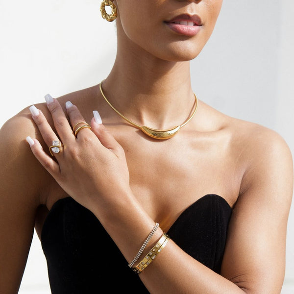 pin up girl Milly Ring