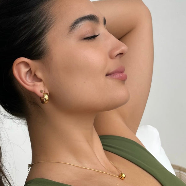 pin up girl Morena Small Beaded Stud Earring