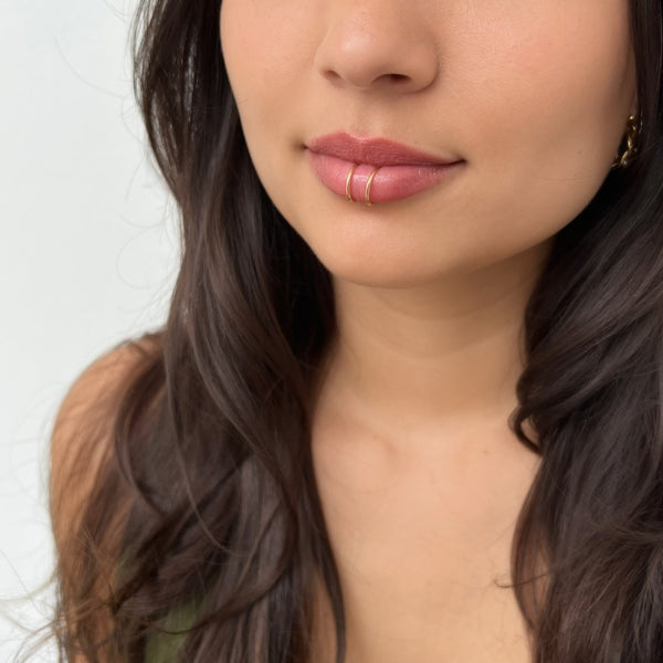 pin up girl Ollie Lip Clip