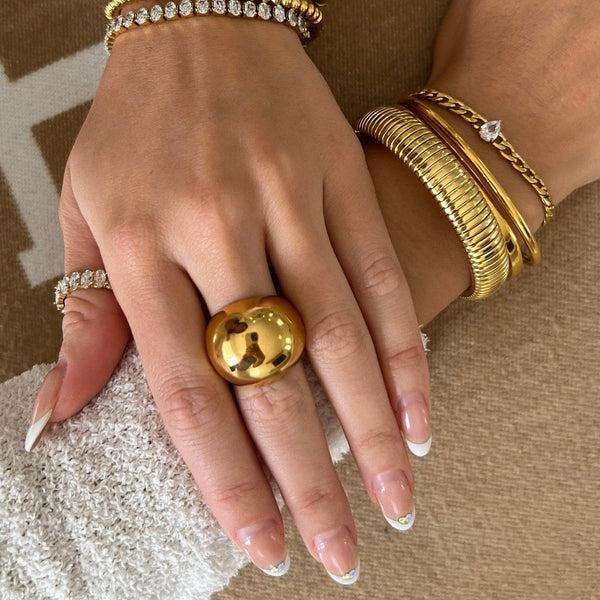 Pin Up Girl Skylar Pear Chain Bracelet