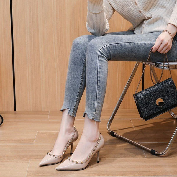 Pin Up Girl Rockstud Stiletto Pumps | 2 Colors | Poundton