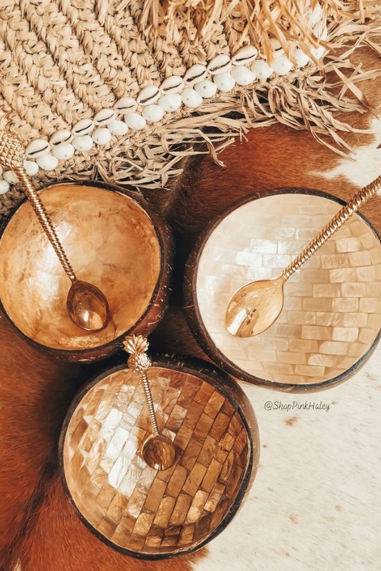 pink haley Isla Handcraft Coconut & Mother of Pearl Bowl