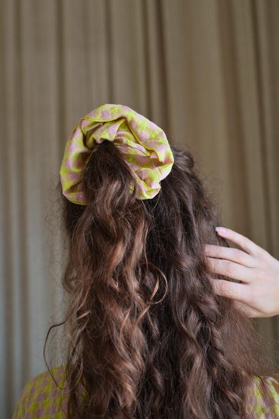 pink haley Crinkle Gingham Hair Scrunchie Set