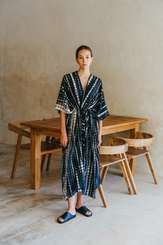 Pink Haley Lindy Hand Dyed Kimono In Black