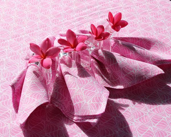 pink house mustique Tablecloth & Napkin Set SHELLTOP