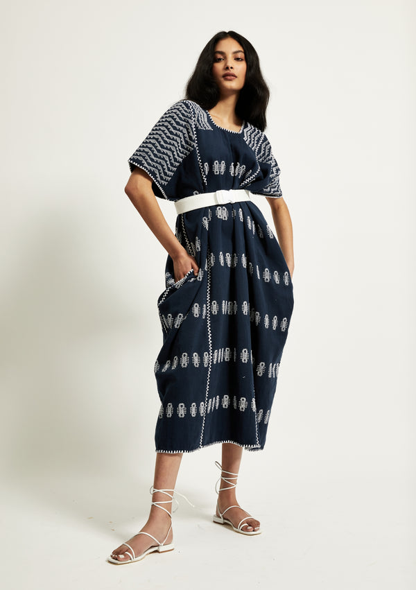 pippa holt Kaftan No.270 Three panel midi kaftan in navy with white design