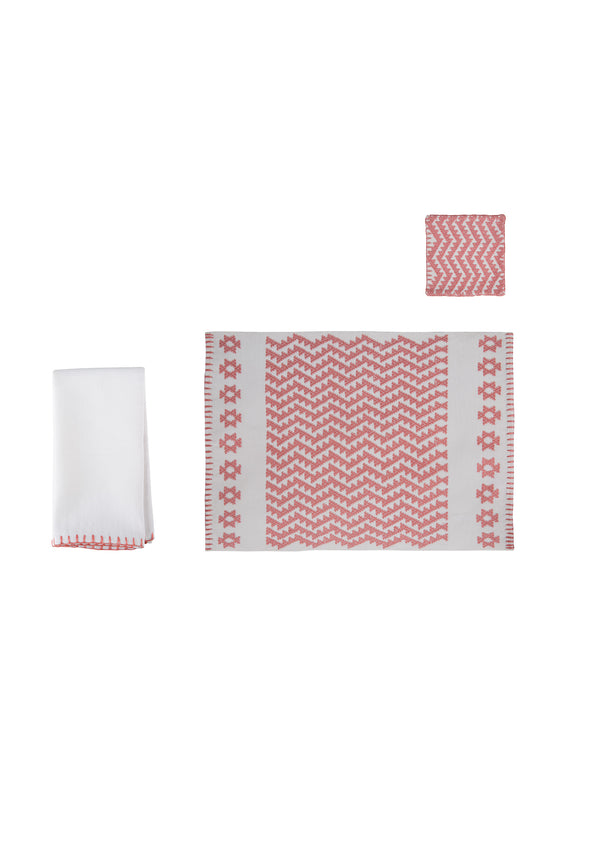 Pippa Holt Set No.32 Napkin Coaster And Placemat Set In White With Candy Pink Design