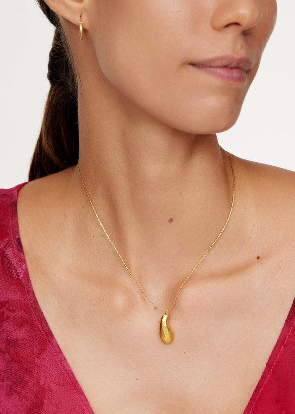 Pippa Small 18kt Colombian Gold Avocado Pendant On Cord