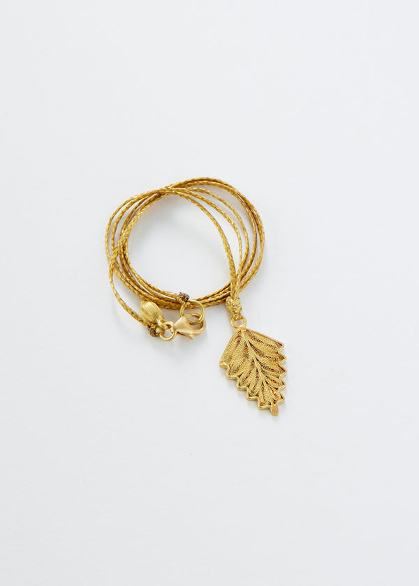 Pippa Small 18kt Colombian Gold Zigzag Filigree Leaf Pendant On Cord