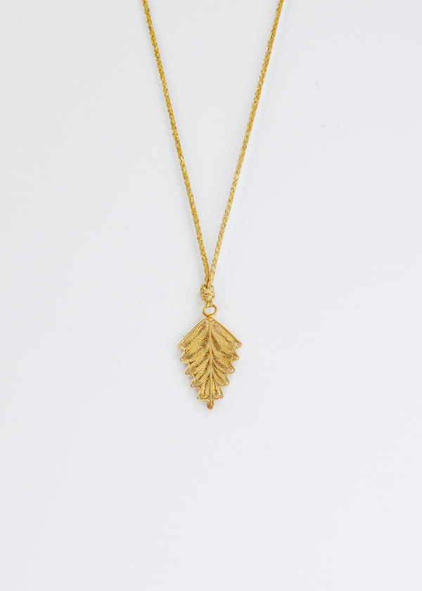 pippa small 18kt Colombian Gold Zigzag Filigree Leaf Pendant on Cord