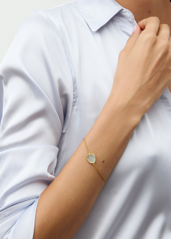 Pippa Small 18kt Gold Aquamarine Small Single Stone Bracelet