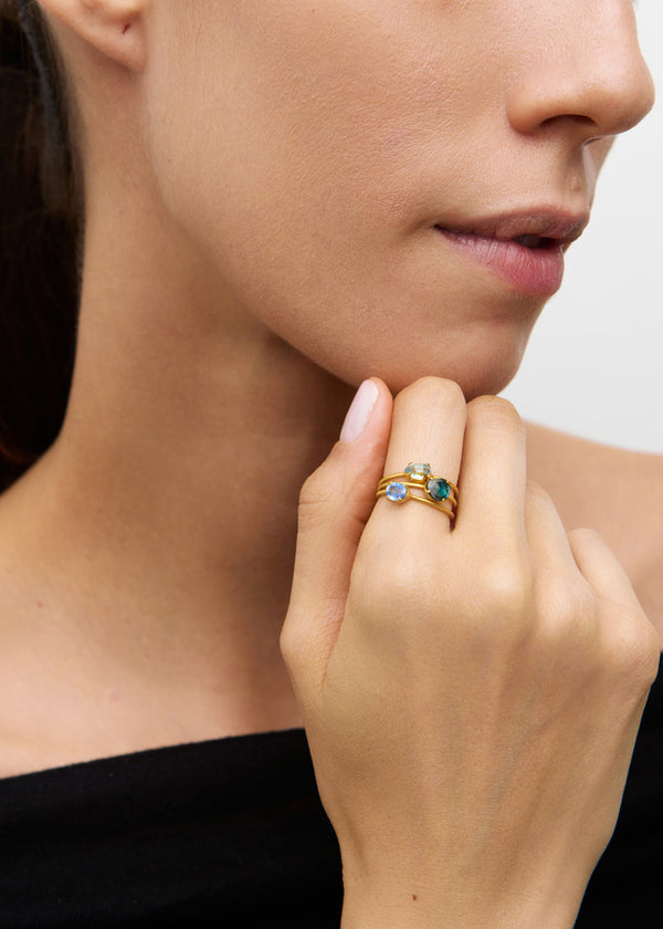 Pippa Small 18kt Gold Indigo Aquamarine Claw Set Cup Ring