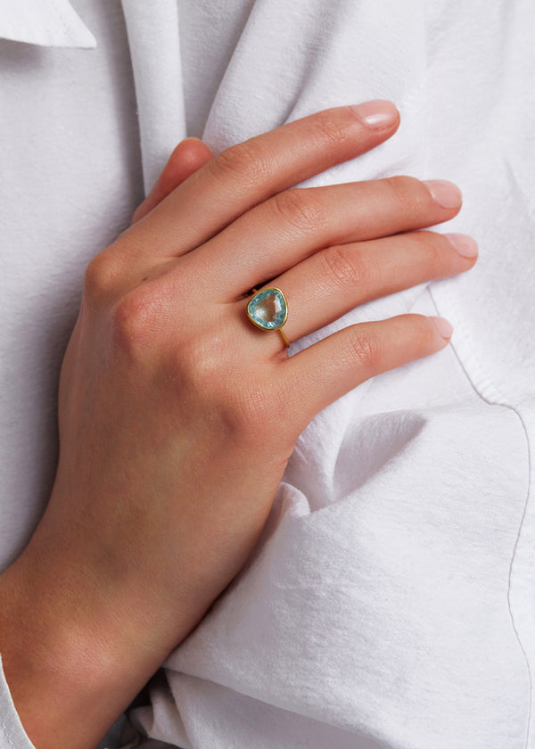 Pippa Small 18kt Gold Mughal Cut Aquamarine Cup Ring