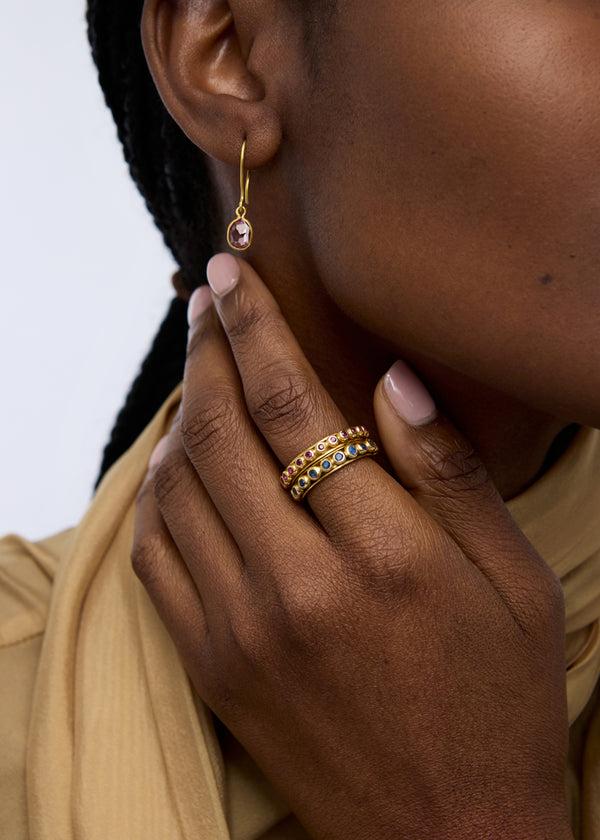 Pippa Small 18kt Gold PSTM Myanmar Aurora Sapphire Spin Ring