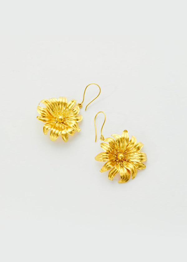 Pippa Small 18kt Gold PSTM Myanmar Secret Garden Small Magnolia Earrings