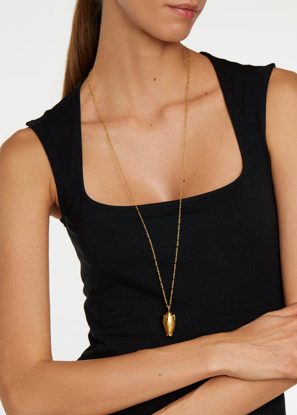 Pippa Small 18kt Gold Tulip Opening Closing Flower Peridot Necklace