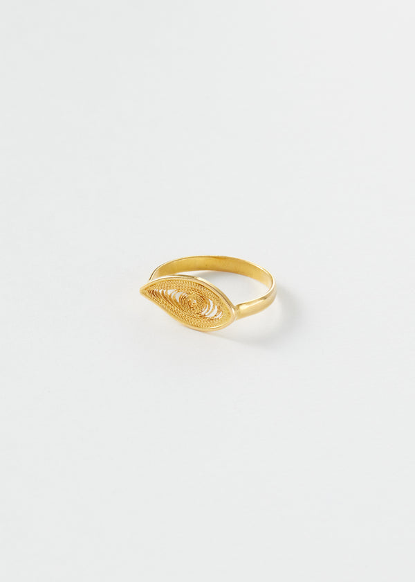 pippa small 18kt Colombian Gold Filigree Eye Ring