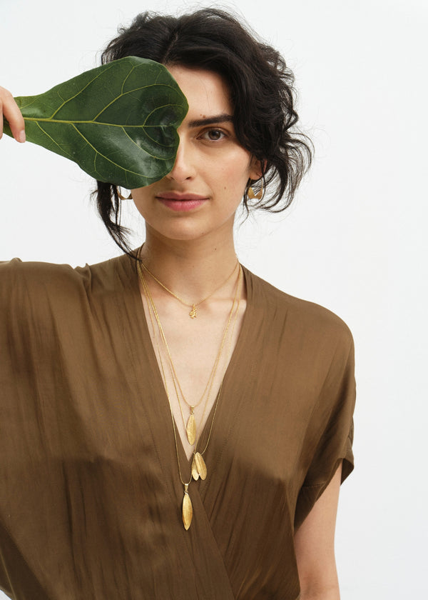 Pippa Small 18kt Gold Bethlehem Zaytun Leaf Hoops