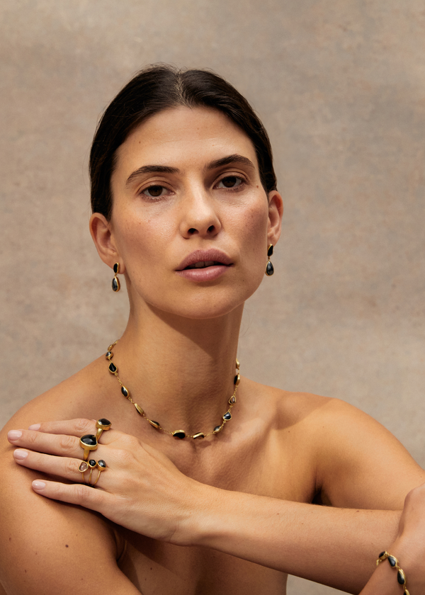 Pippa Small 18kt Gold Night Hematite Oval Cup Ring