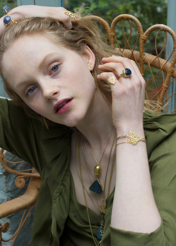 Pippa Small 18kt Gold Tree Of Life Wire Ring