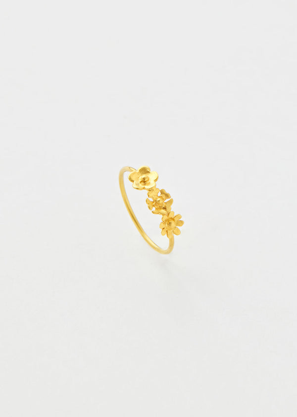 pippa small 18kt Gold Triple Flower Ring