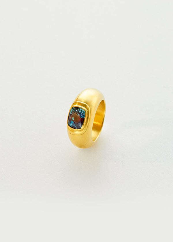Pippa Small 22kt Gold Alexandrite Ring