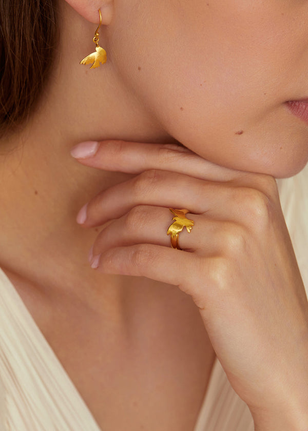 Pippa Small 22kt Gold Doves Of Peace Ring