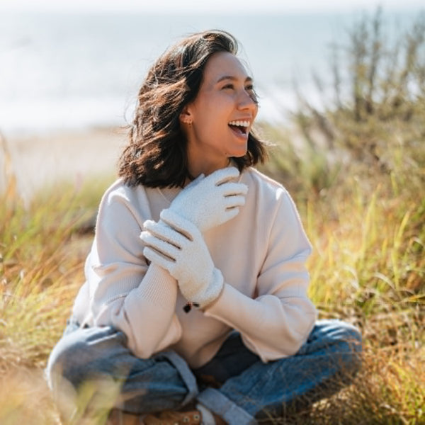 Pistil Penny Glove Ivory