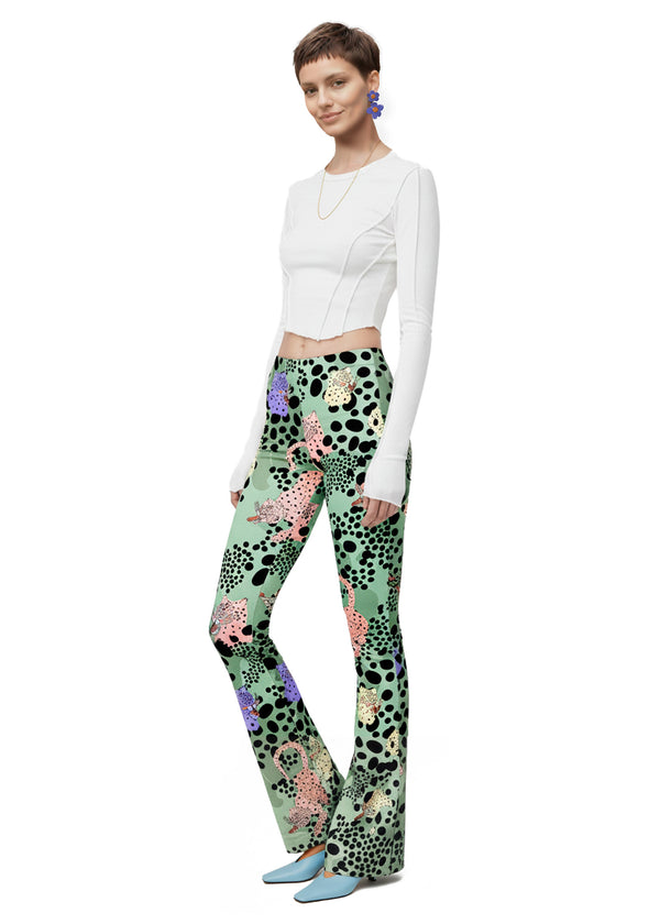 Pitaya Yoga MS CHEE FLARED PANTS - BAMBOO
