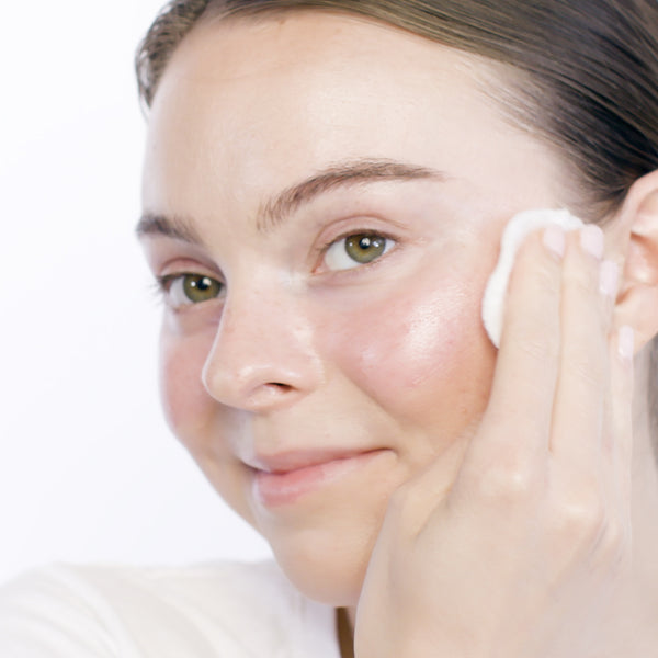 Pixi Hydrating Milky Makeup Remover