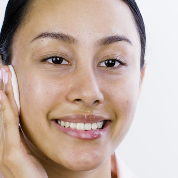 Pixi Pixi + Hello Kitty Glow Tonic Original Size