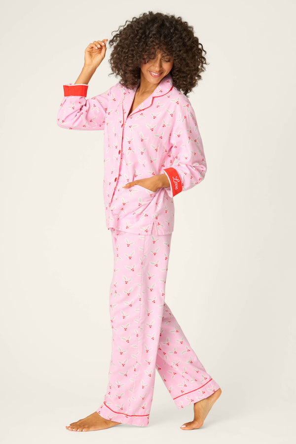 Pj Salvage 4-Piece Mistletoe Print Flannel Gift Set