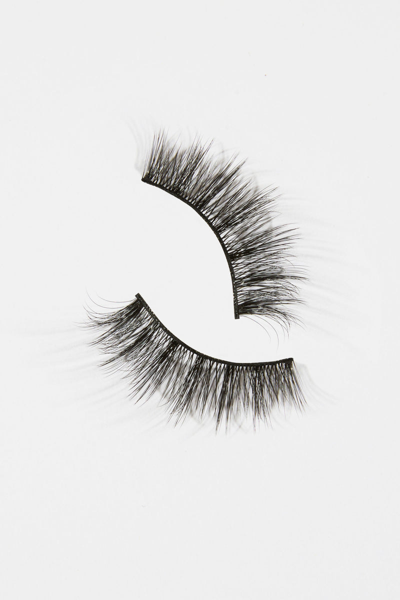 playful promises Eyefull Fluttery False Lashes