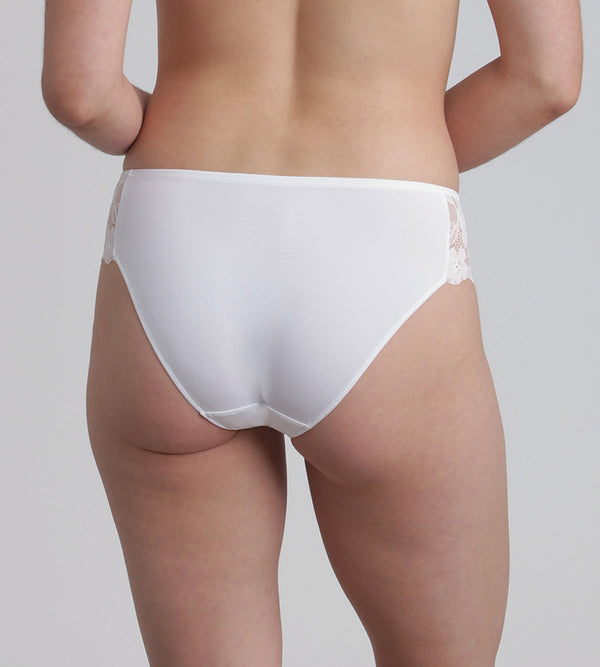Playtex Bikini Knickers In White Essential Elegance