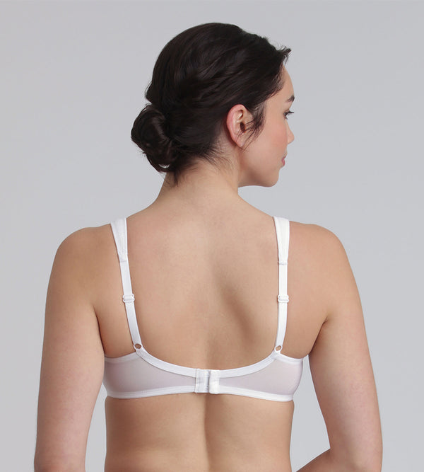 Playtex Minimiser Bra In White Expert In Silhouette