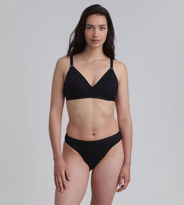 Playtex Non-wired Bra In Black Essential Support Cotton