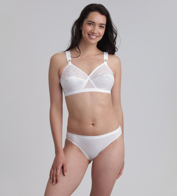 Playtex Non-wired Bra In White Cross Your Heart 165